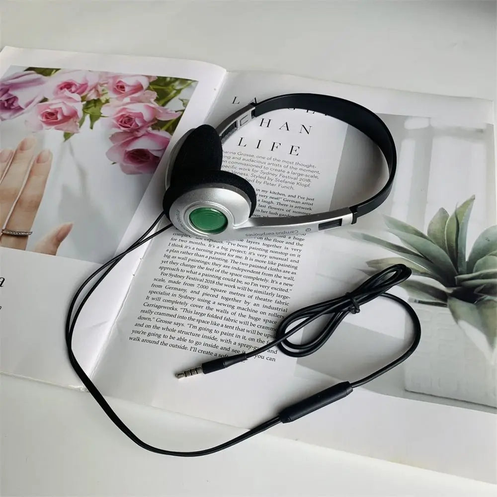 CD Fashion Retro Classic Headset Classic Y2K Wired Headphone over Ear Earbud 3.5Mm Type C Millennium Wind Vintage