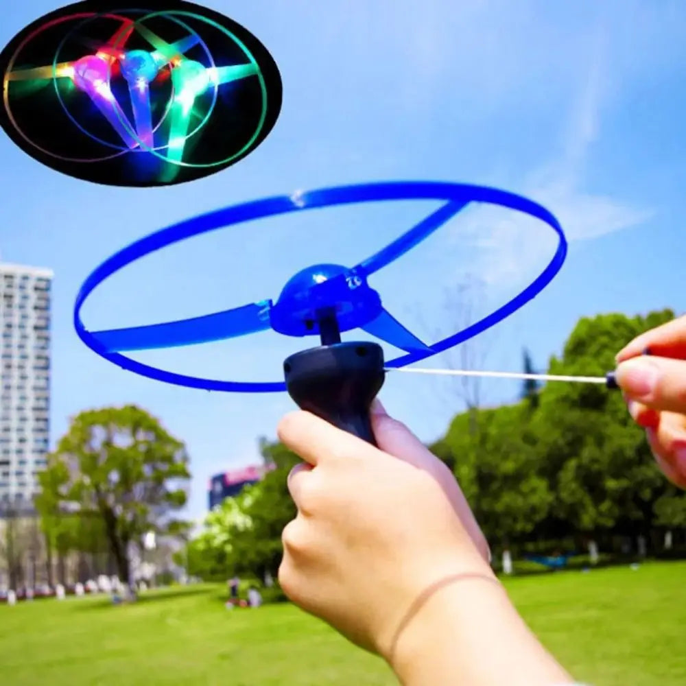 Roll Block | LED Light Pull Line Flying Saucer (Catch & Throw Edition)