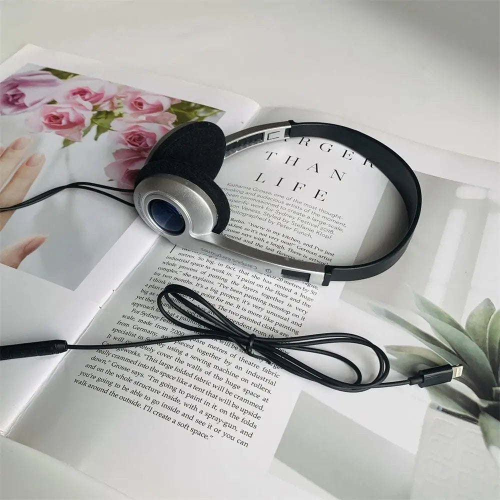CD Fashion Retro Classic Headset Classic Y2K Wired Headphone over Ear Earbud 3.5Mm Type C Millennium Wind Vintage