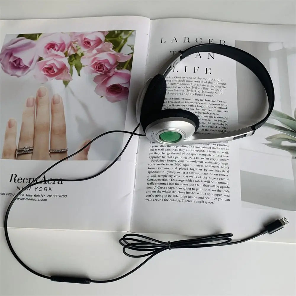 CD Fashion Retro Classic Headset Classic Y2K Wired Headphone over Ear Earbud 3.5Mm Type C Millennium Wind Vintage